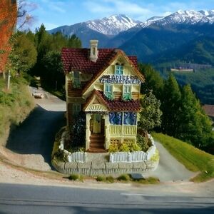 NIB VNTG House LADIES TEMPERANCE SOCIETY Monument Liberty Falls Ceramic Figurine